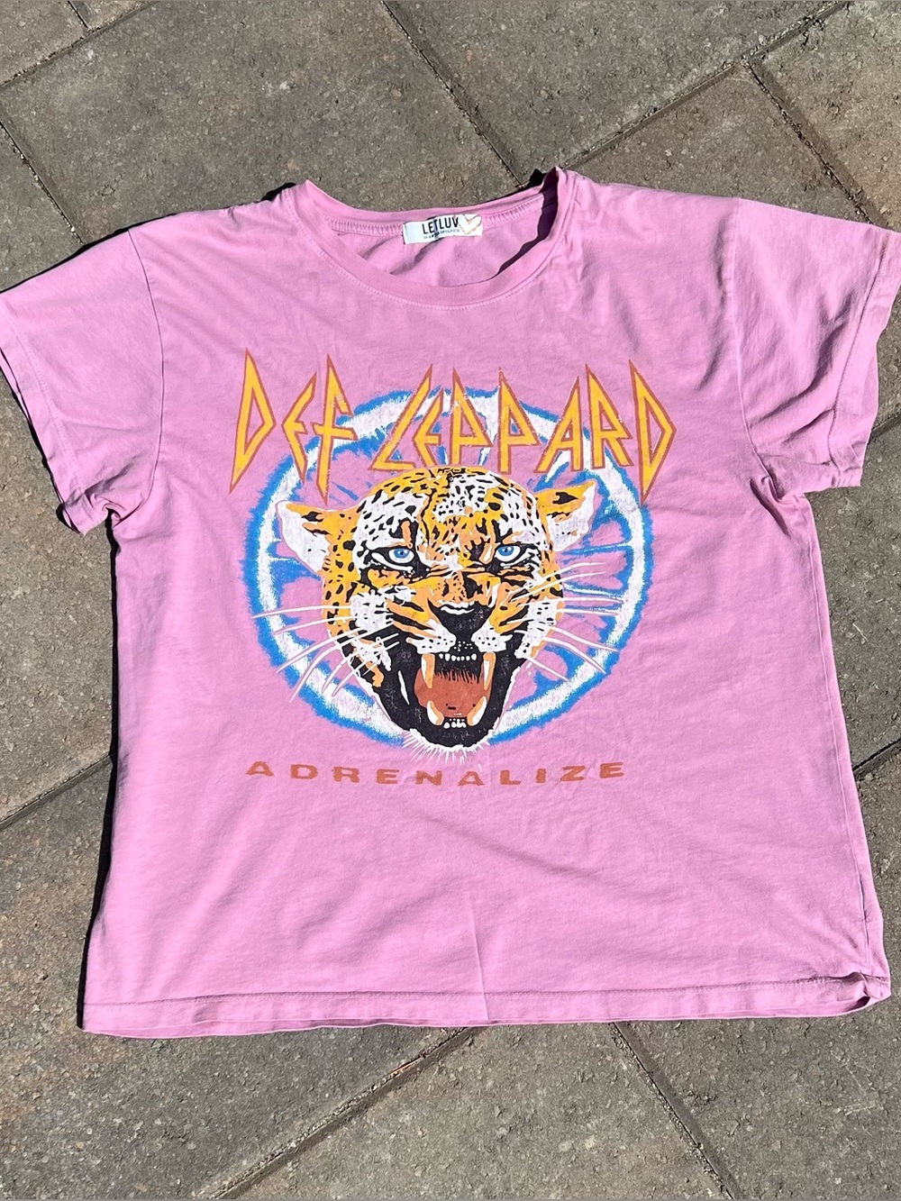pink Letluv Def Leppard Adrenalize tour graphic tee Medium